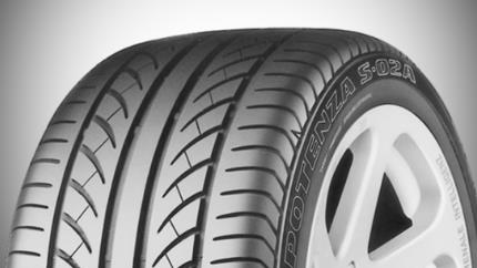 Bridgestone Potenza S02A banden